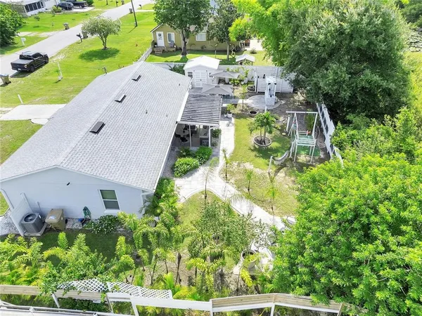 $1,800 | 4754 Lake Shore Drive, St. Cloud, FL 34772
