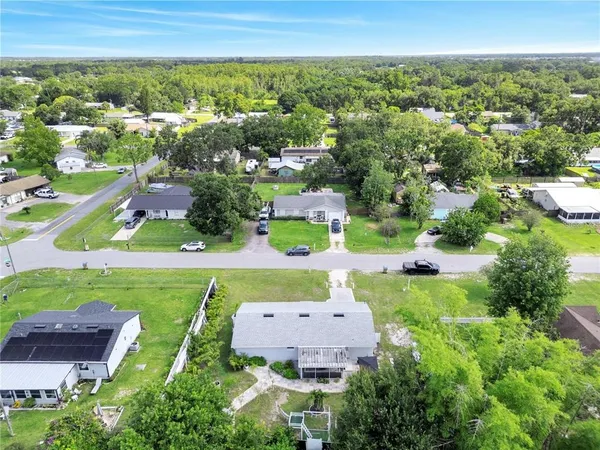 $1,800 | 4754 Lake Shore Drive, St. Cloud, FL 34772