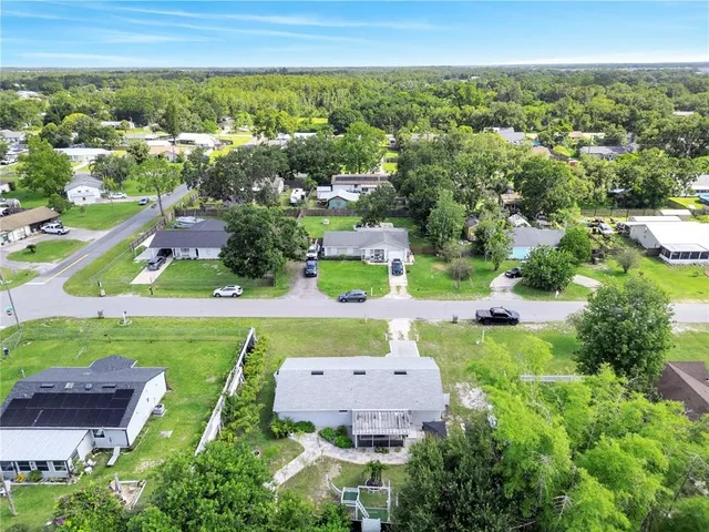 $1,800 | 4754 Lake Shore Drive, St. Cloud, FL 34772