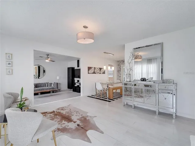 $1,800 | 4754 Lake Shore Drive, St. Cloud, FL 34772