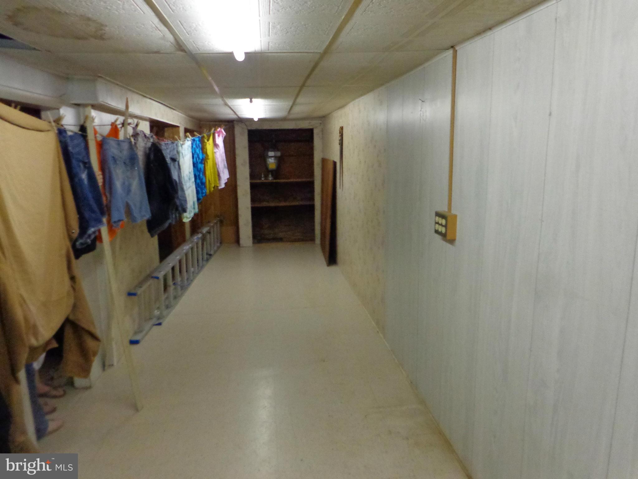 5113 Brookwood Road Baltimore, MD 21225 - Photo 11 of 23 Basement