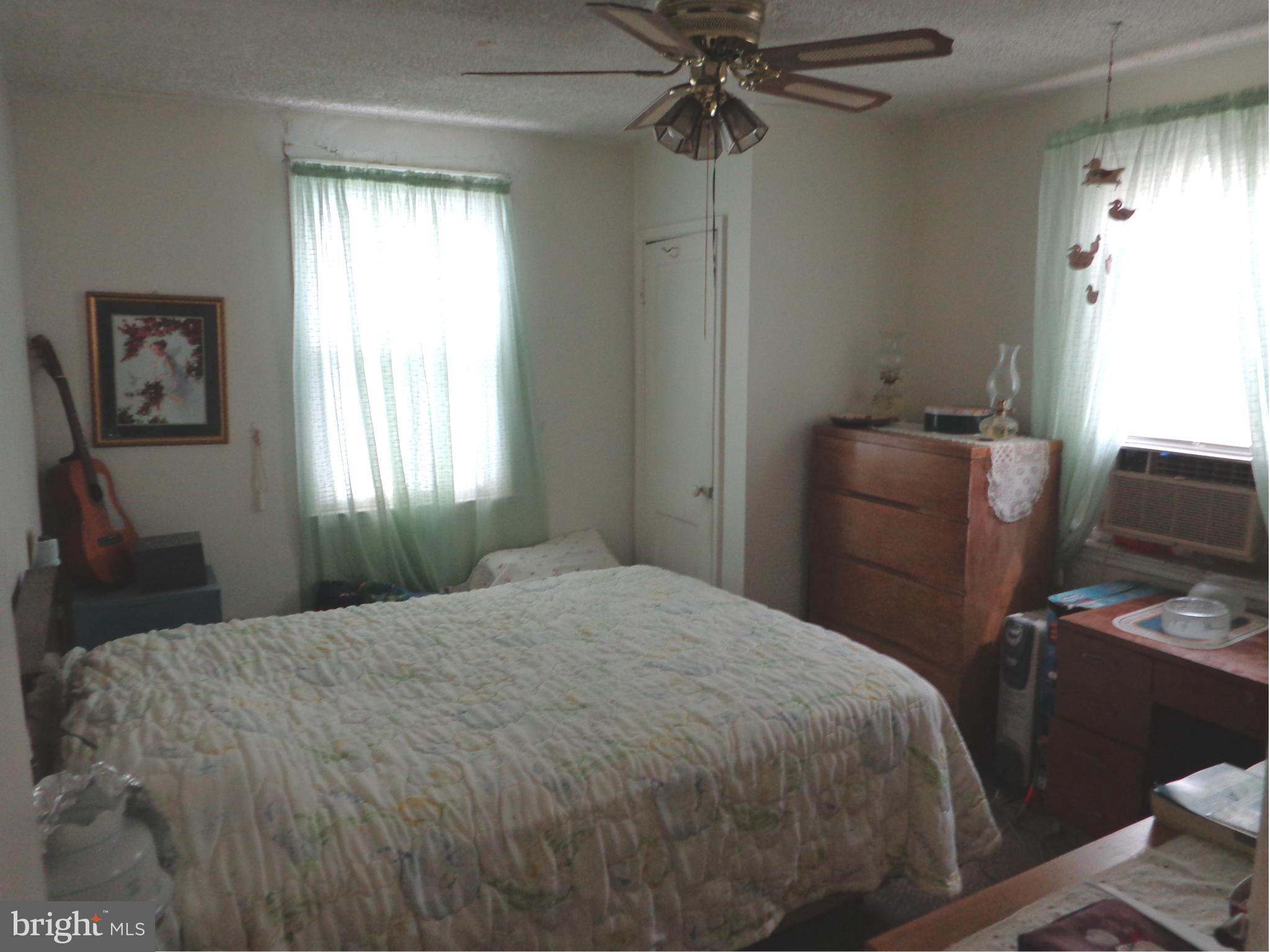 5113 Brookwood Road Baltimore, MD 21225 - Photo 3 of 23 Bedroom