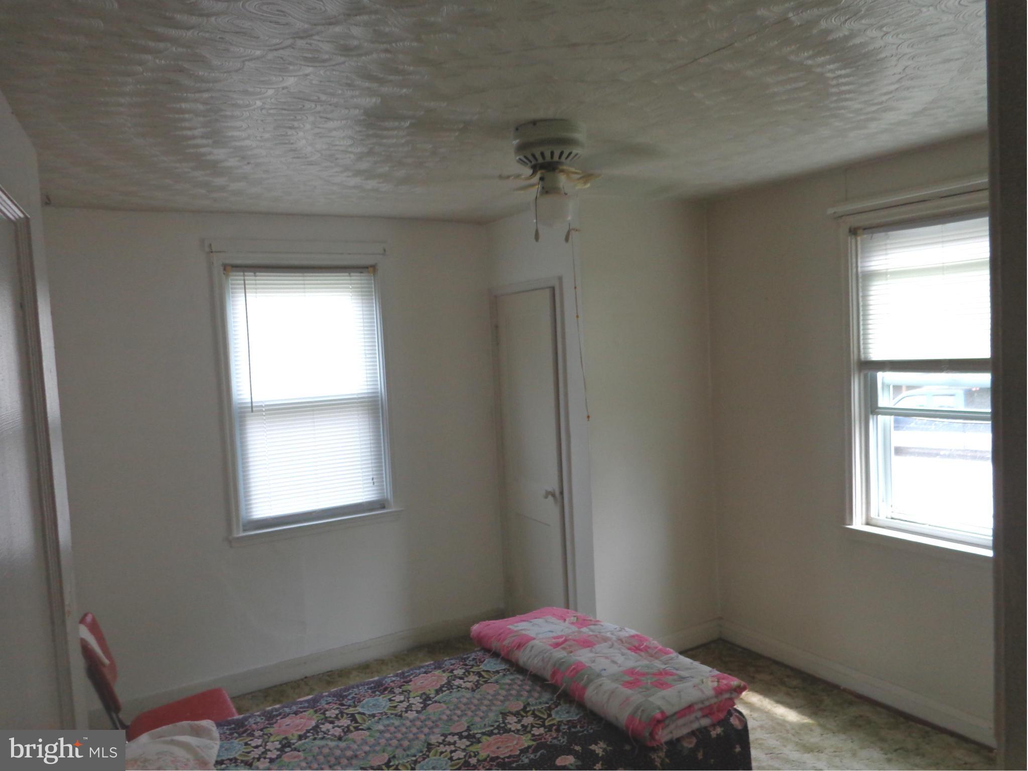 5113 Brookwood Road Baltimore, MD 21225 - Photo 8 of 23 Bedroom
