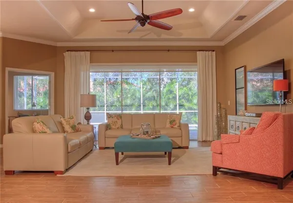 $8,000 | 7348 Stanhope Court, Sarasota, FL 34238