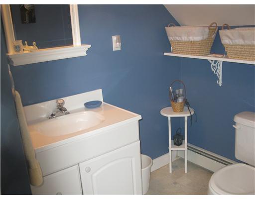 55 Riverside Avenue Sanford, ME 04073 - Photo 11 of 14 Bathroom.