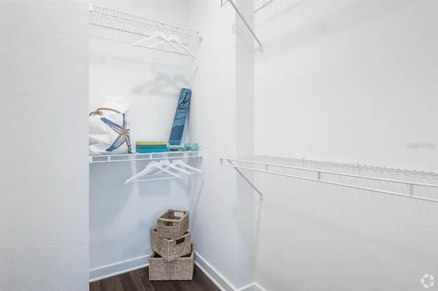 $1,977 | 5291 Post Oak Boulevard, Wesley Chapel, FL 33544