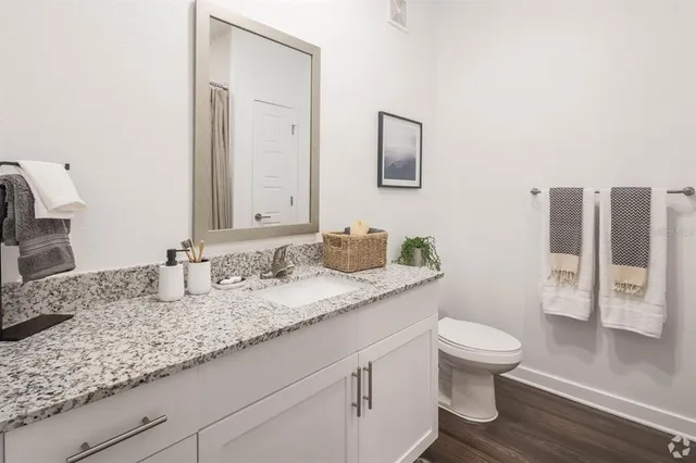 $1,977 | 5291 Post Oak Boulevard, Wesley Chapel, FL 33544