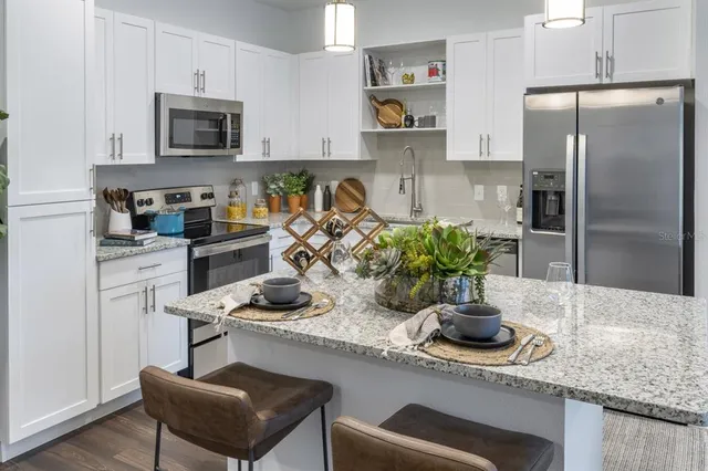 $1,977 | 5291 Post Oak Boulevard, Wesley Chapel, FL 33544