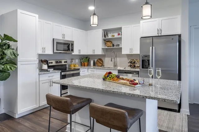 $1,977 | 5291 Post Oak Boulevard, Wesley Chapel, FL 33544