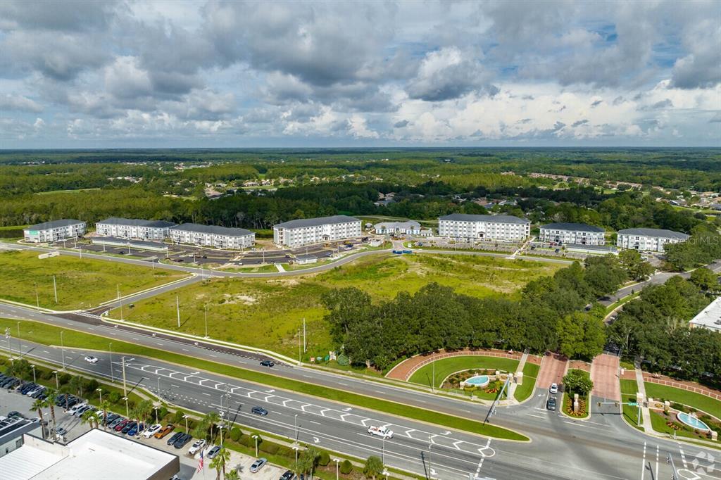 5291 Post Oak Boulevard Wesley Chapel, FL 33544 - Photo 4 of 35