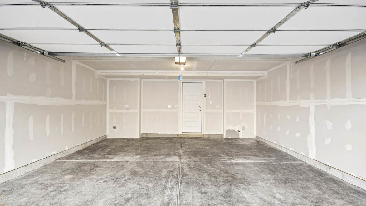392 Summit Circle Lombard, IL 60148 - Photo 60 of 61 a view of an empty room