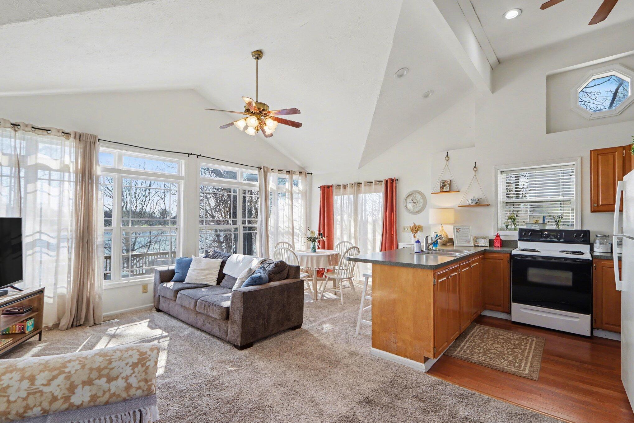 67354 Oil City Road Edwardsburg, MI 49112 - Photo 9 of 30 009_file_4097