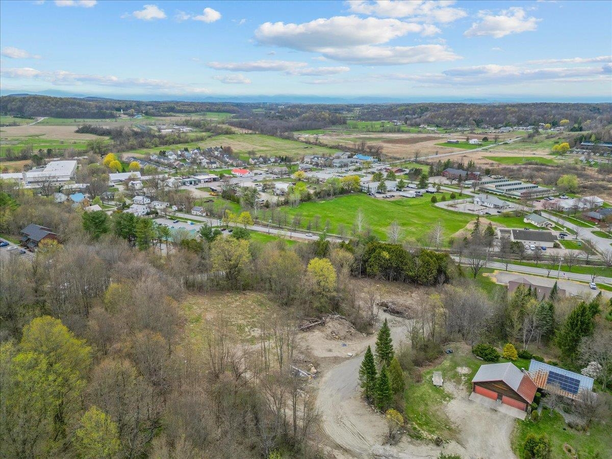 108 Thorn Bush Road, Unit 2 Hinesburg, VT 05461 - Photo 8 of 10