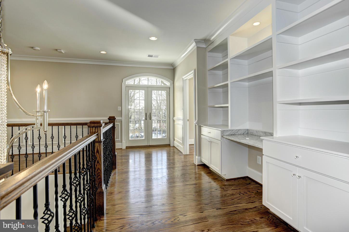 2108 Rockingham Street McLean, VA 22101 - Photo 15 of 30 Interior (General)