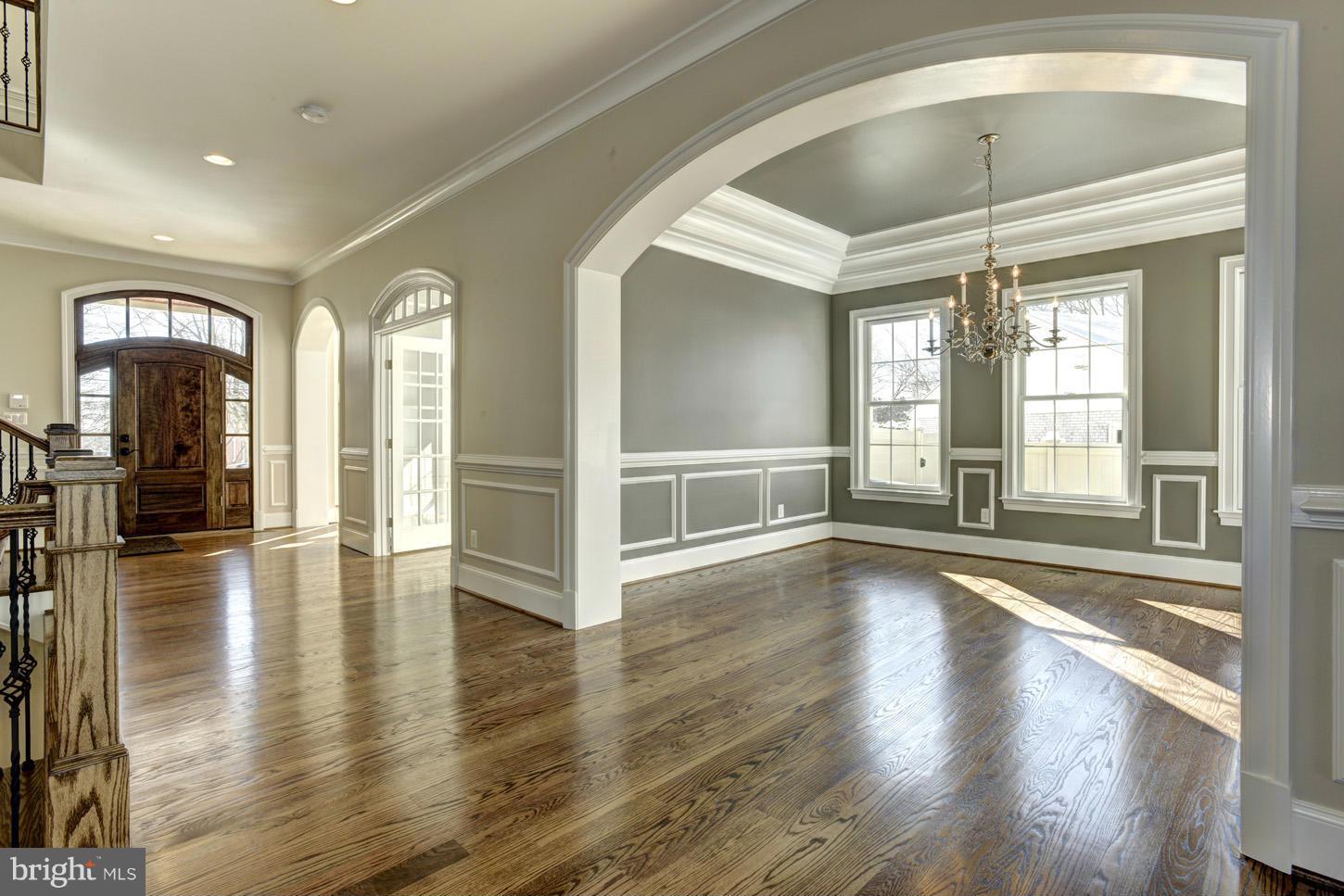 2108 Rockingham Street McLean, VA 22101 - Photo 3 of 30 Interior (General)