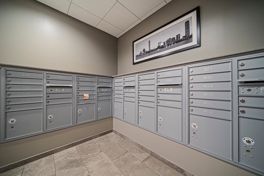 7 Beech Street, Unit 319 Cambridge, MA 02140 - Photo 20 of 27 a view of cabinets