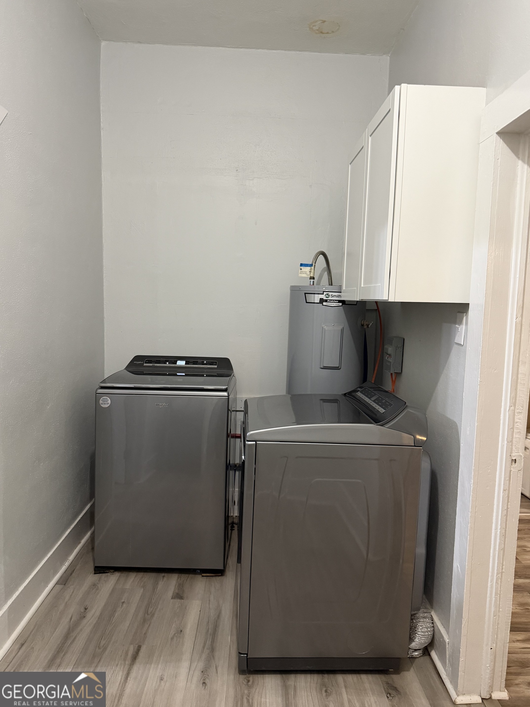 416 Bailey Street Valley, AL 36854 - Photo 20 of 24 a utility room with dryer and washer