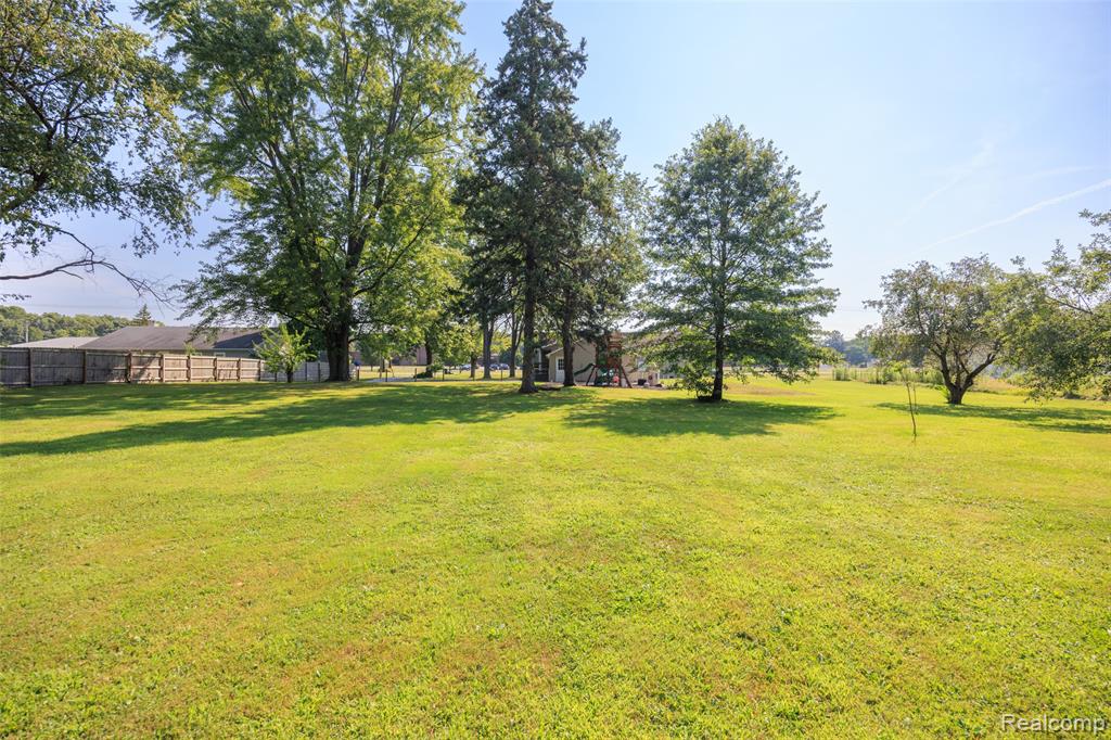 9188 Marsh Road Algonac, MI 48001 - Photo 29 of 36 Gallery Image 29