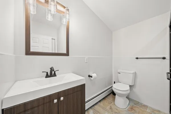 $3,700 | 11 Obrien Court, Bayonne, NJ 07002