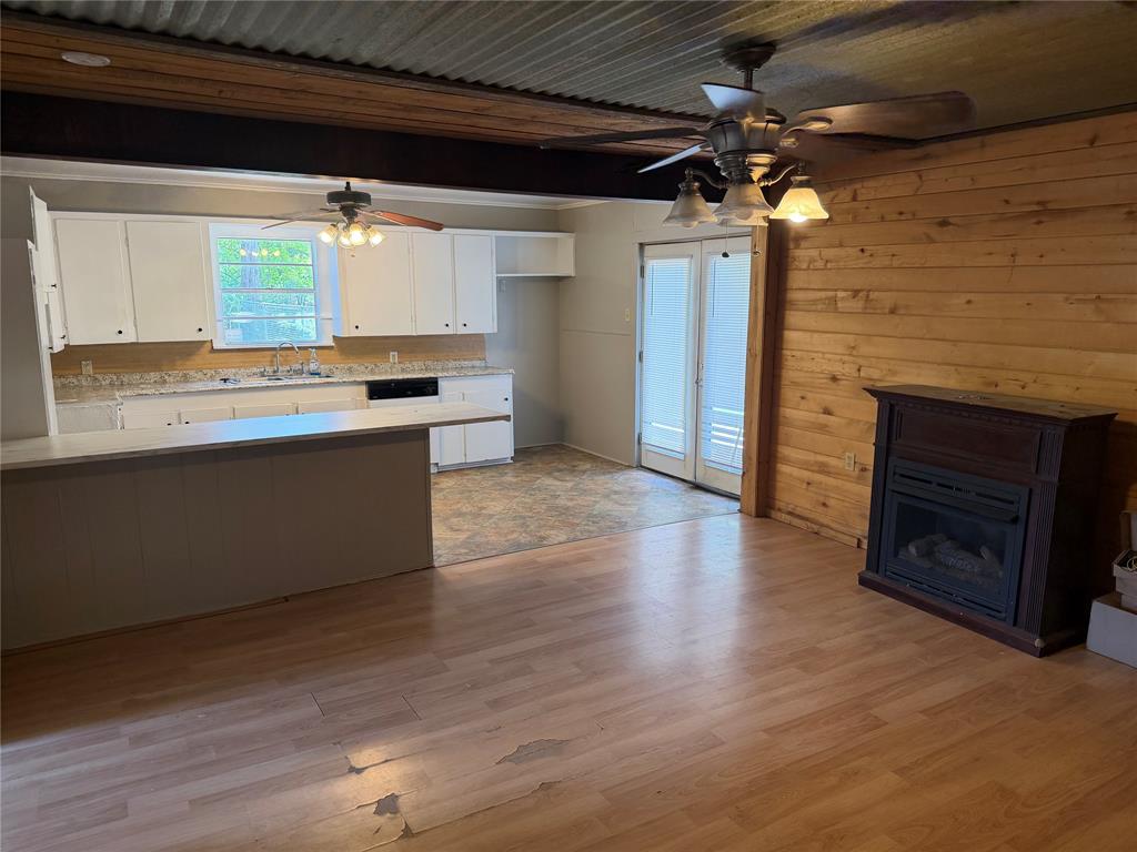 305 East Pliler Precise Road Longview, TX 75605 - Photo 2 of 17