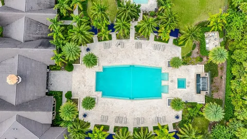 $1,100,000 | 8259 Grand Prix Lane, Boynton Beach, FL 33472