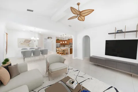 $1,100,000 | 8259 Grand Prix Lane, Boynton Beach, FL 33472