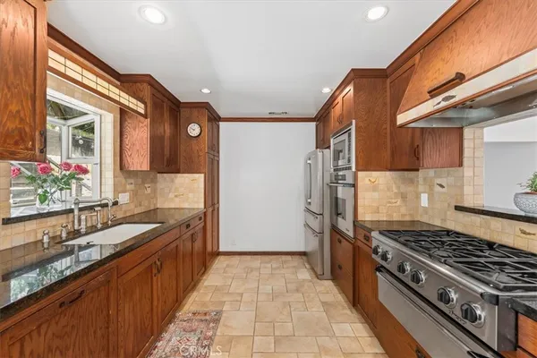 $1,185,000 | 431 Highland Place, Monrovia, CA 91016