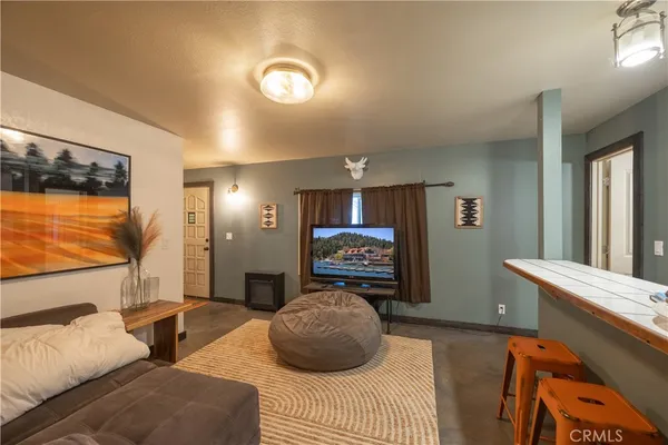 $560,000 | 875 Sierra Vista Drive, Twin Peaks, CA 92391
