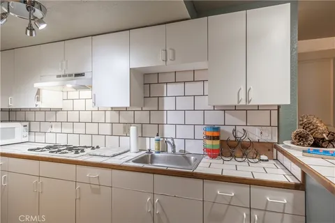 $560,000 | 875 Sierra Vista Drive, Twin Peaks, CA 92391