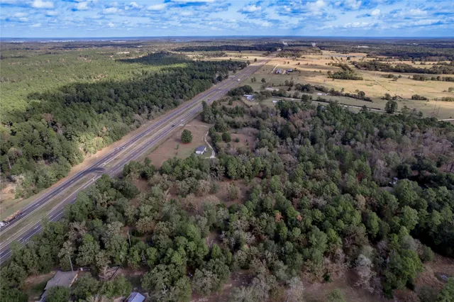 $899,000 | 3192 Highway 19, Huntsville, TX 77320