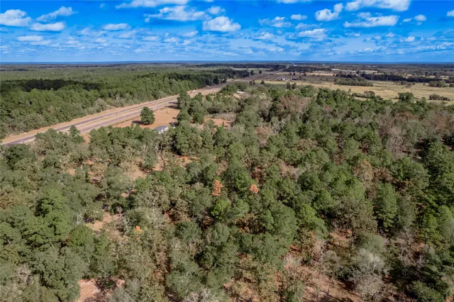 $899,000 | 3192 Highway 19, Huntsville, TX 77320