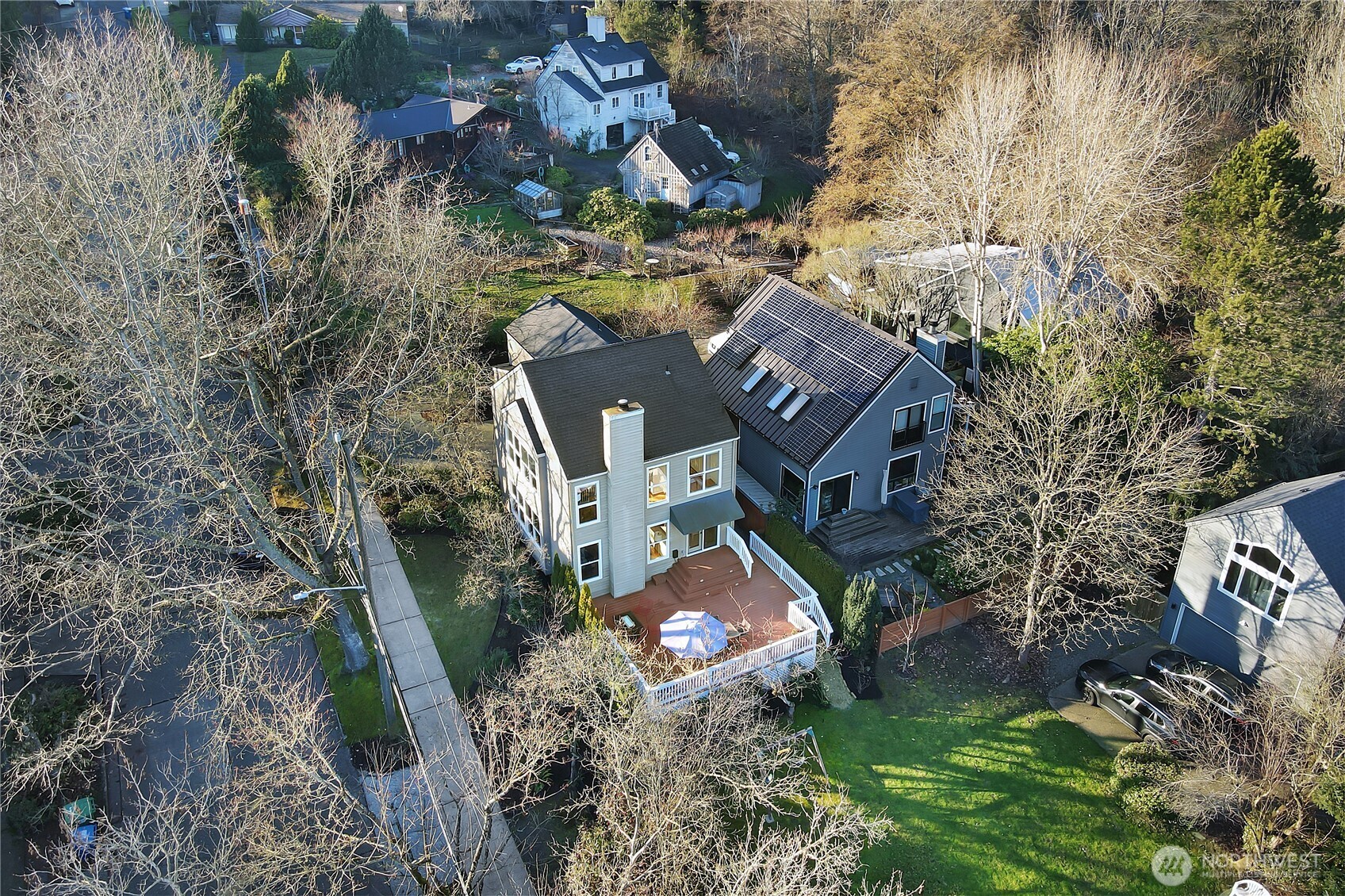 2610 East Helen Street Seattle, WA 98112 - Photo 30 of 31