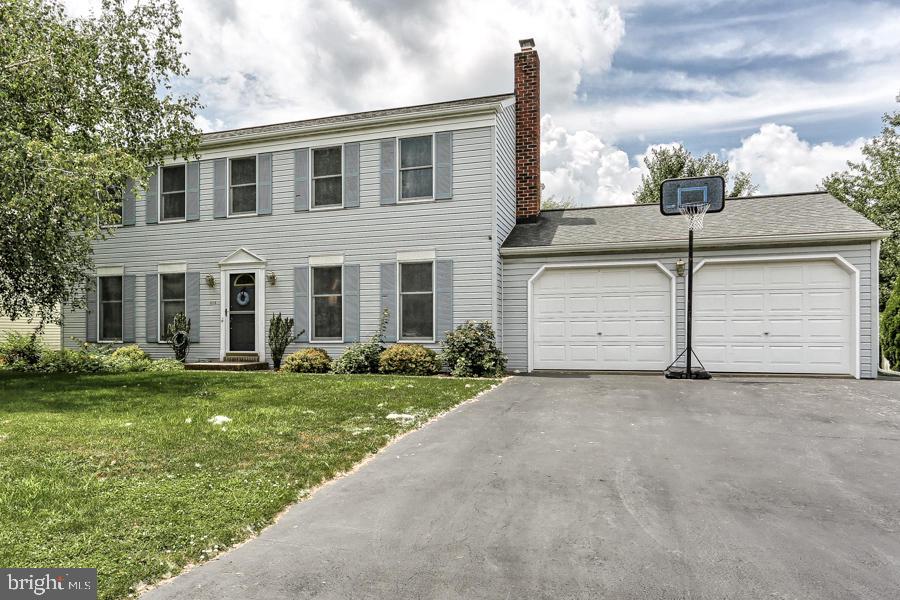 303 Coventry Lane Lititz, PA 17543 - Photo 1 of 34
