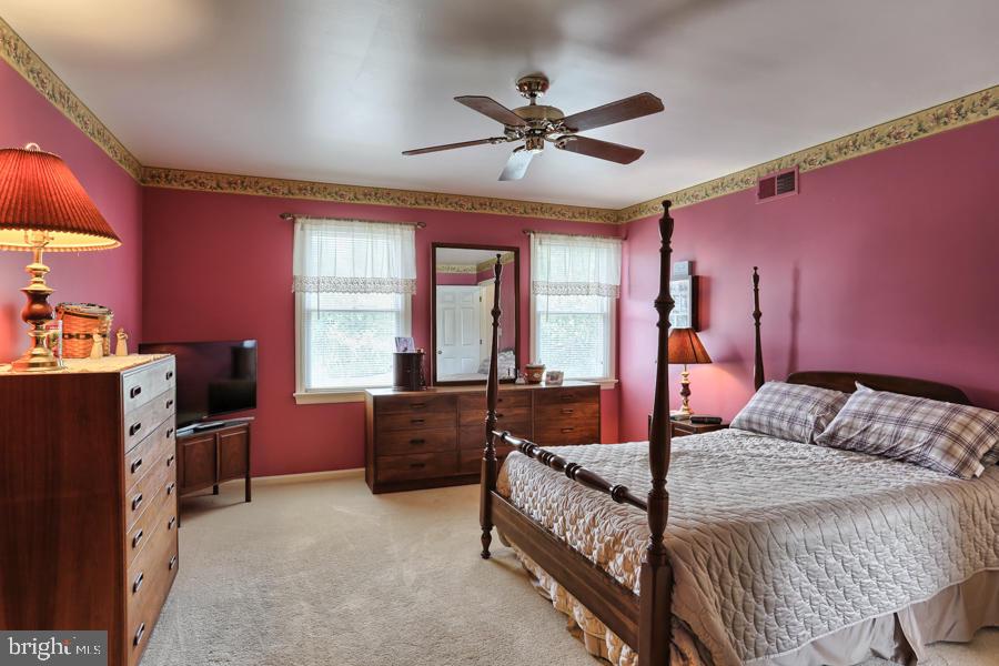 303 Coventry Lane Lititz, PA 17543 - Photo 16 of 34