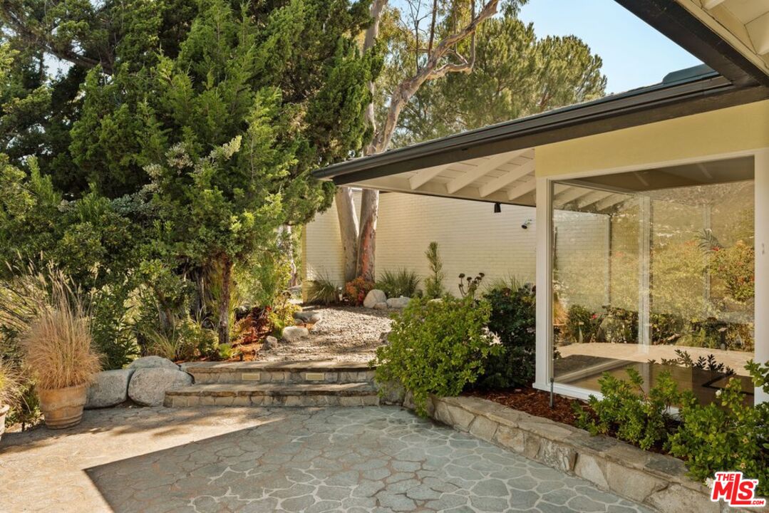 2940 Marcia Road Glendale, CA 91208 - Photo 13 of 65