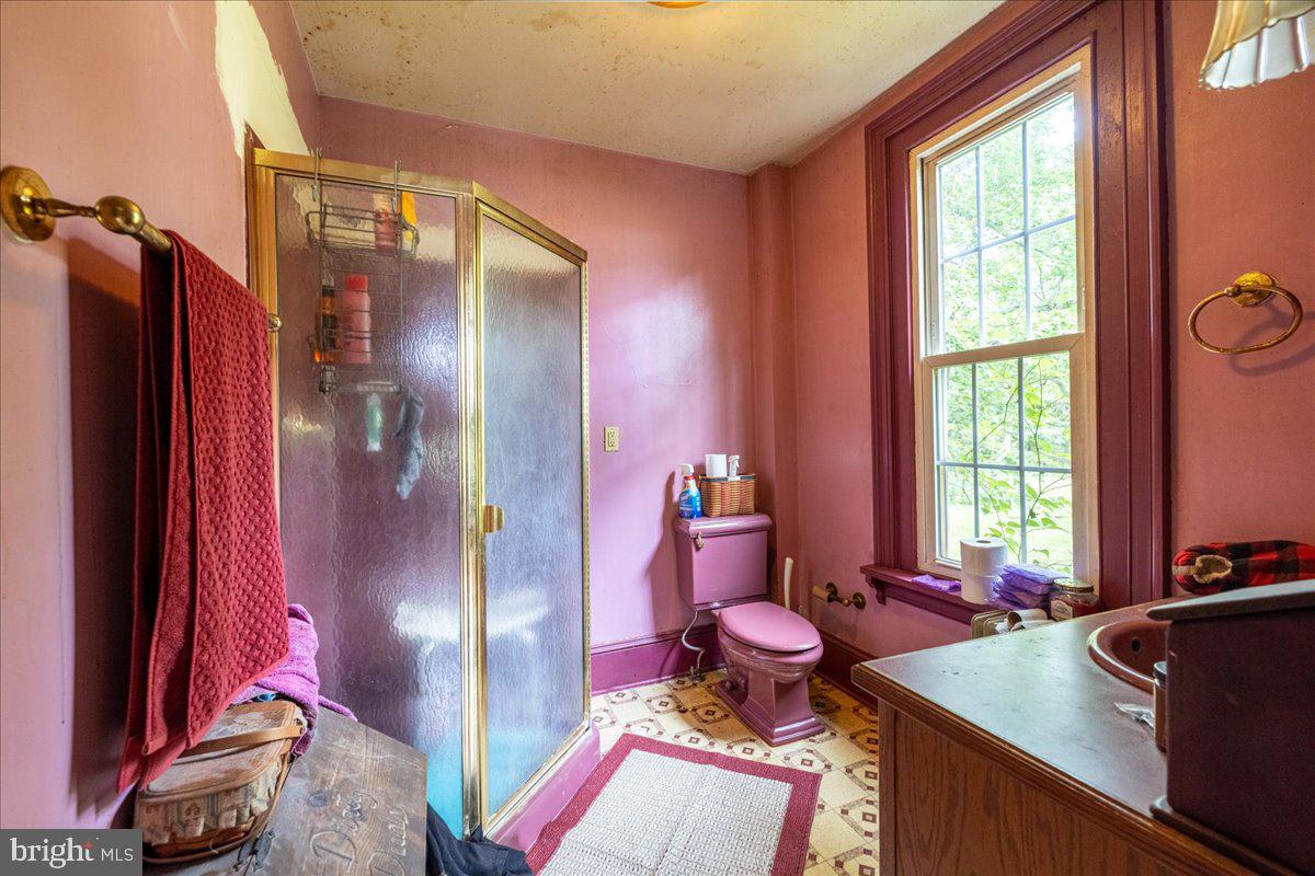 2260 Allentown Road Quakertown, PA 18951 - Photo 11 of 28 Main Floor Full Bath