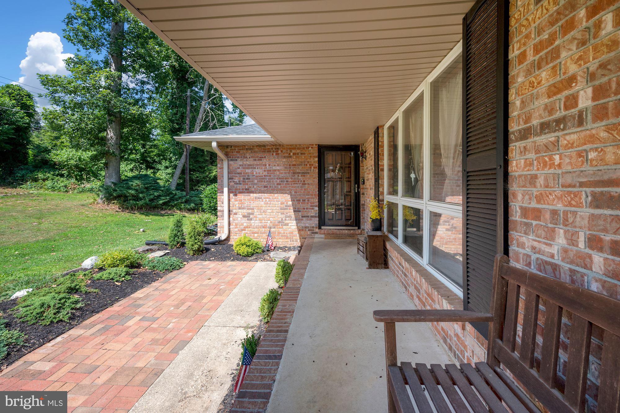 27715 Mt Pleasant Road Columbus, NJ 08022 - Photo 3 of 35 Gallery Image 3