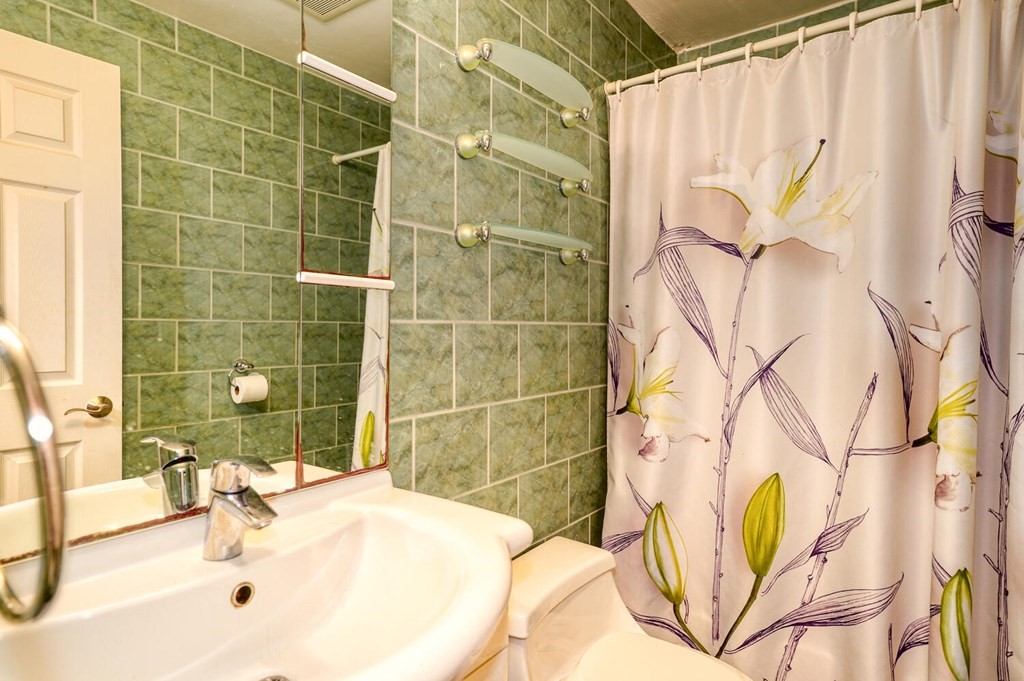 135 Mountain Gate Road, Unit 135 Ashland, MA 01721 - Photo 13 of 33