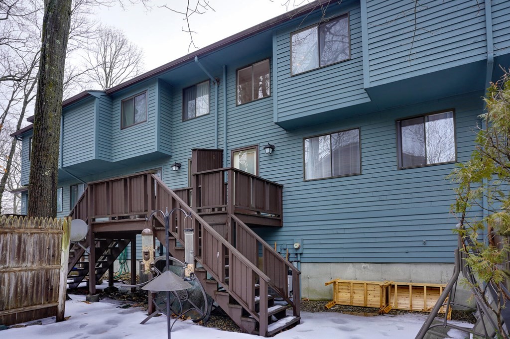 135 Mountain Gate Road, Unit 135 Ashland, MA 01721 - Photo 3 of 33