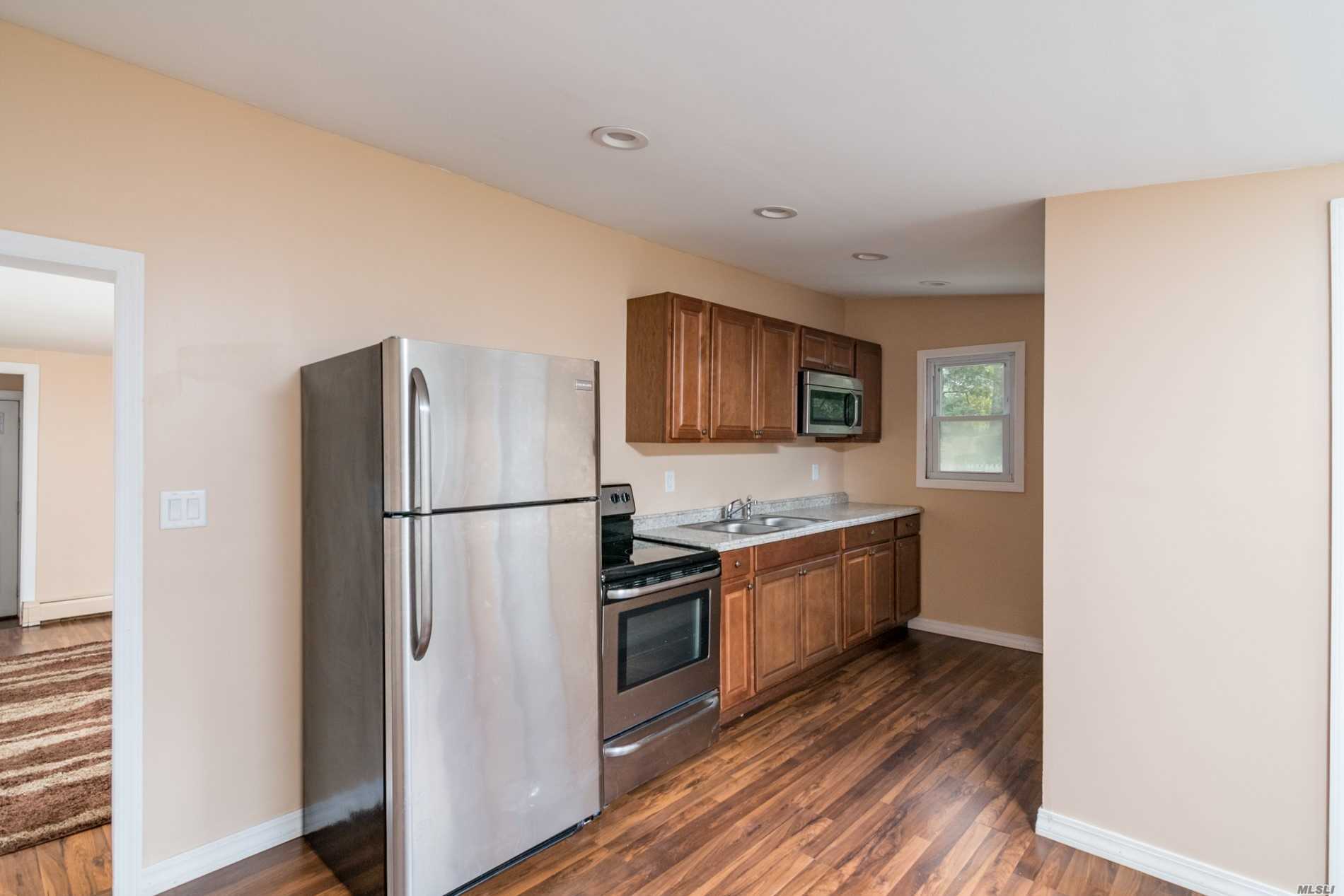 36 Ashton Road Middle Island, NY 11953 - Photo 1 of 1 Gallery Image 1