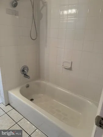 $2,000 | 23-6 Florence Tollgate, Florence, NJ 08518