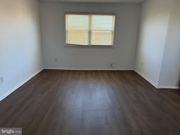 $2,000 | 23-6 Florence Tollgate, Florence, NJ 08518