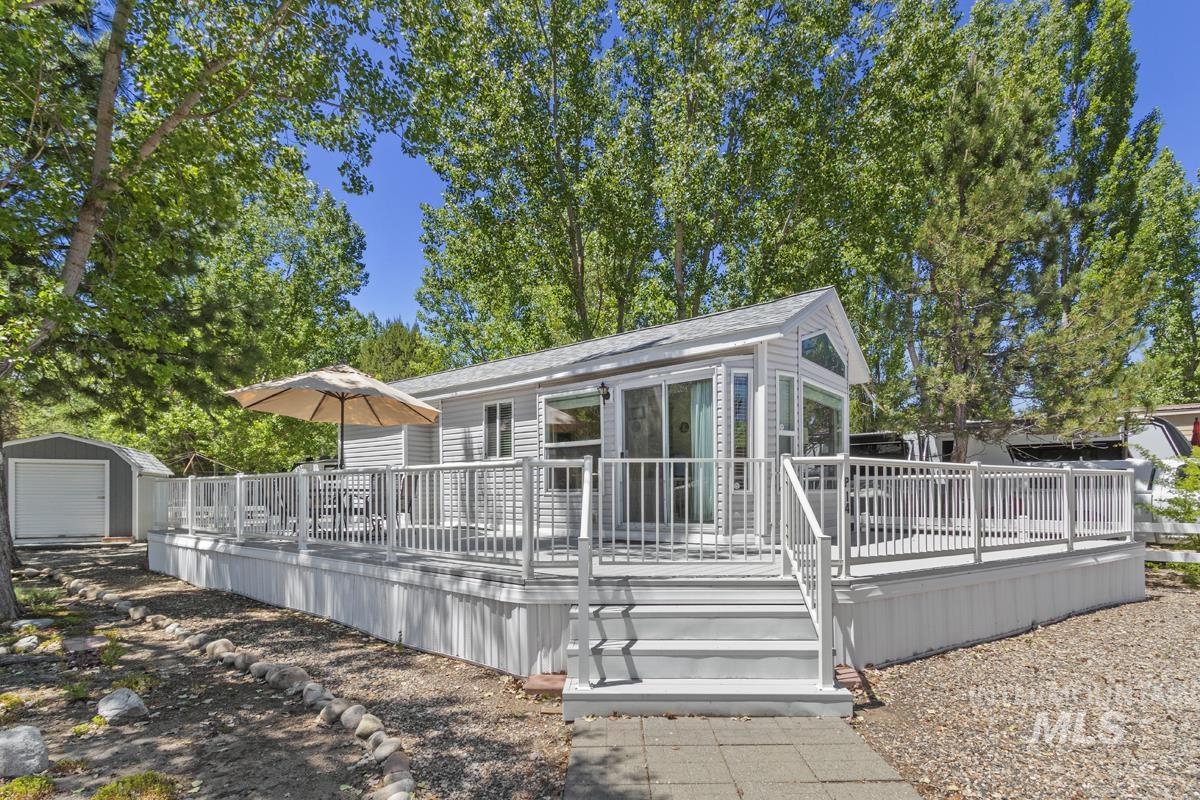14 P Street Cascade, ID 83611 - Photo 1 of 21