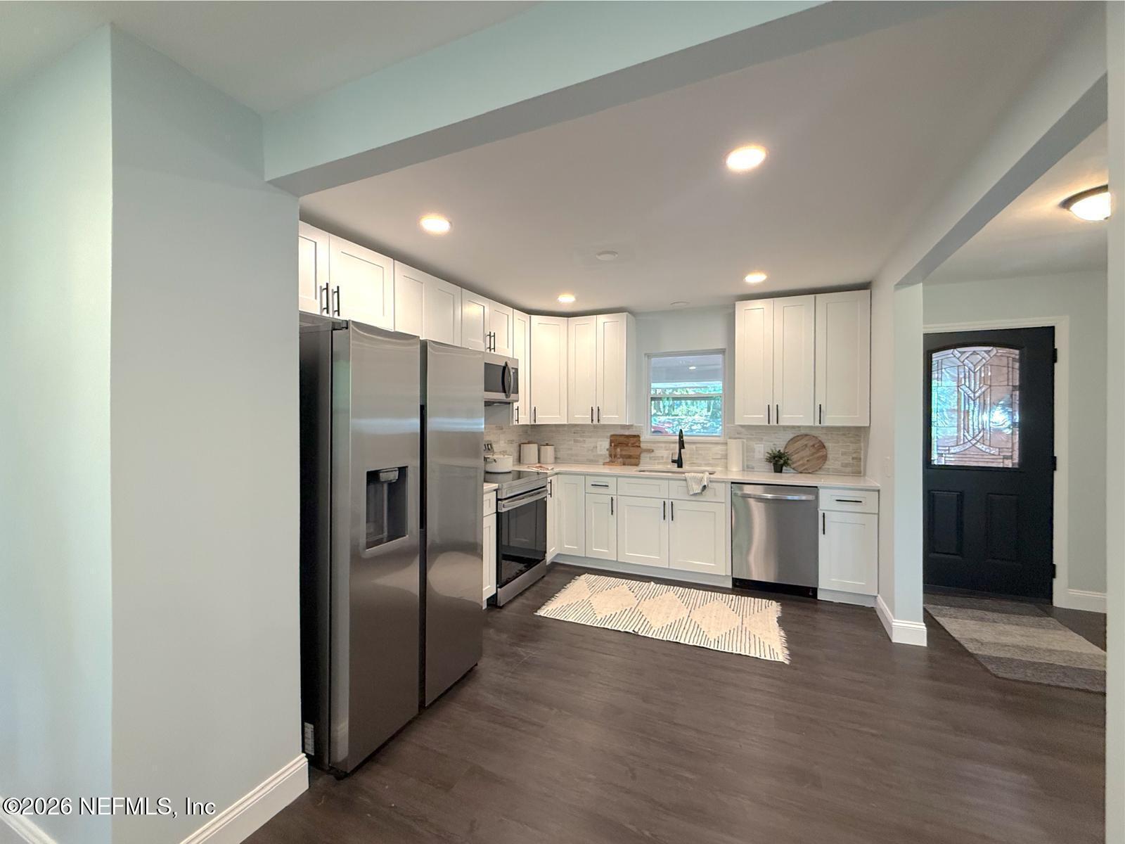 10135 Lake View Road West Jacksonville, FL 32225 - Photo 16 of 21 PHOTO-2026-05-15-14-00-42_4