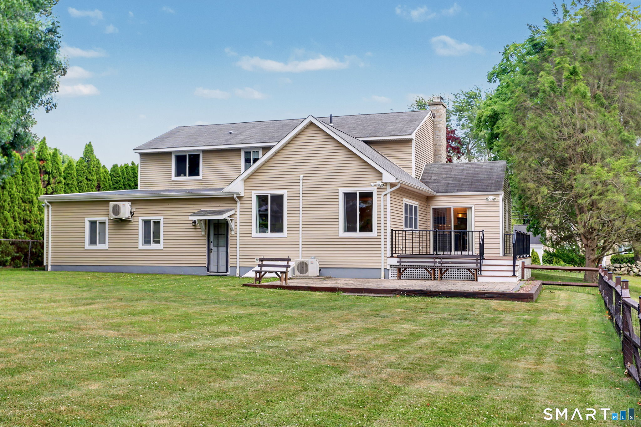 78 Chestnut Hill Road Trumbull, CT 06611 - Photo 31 of 36
