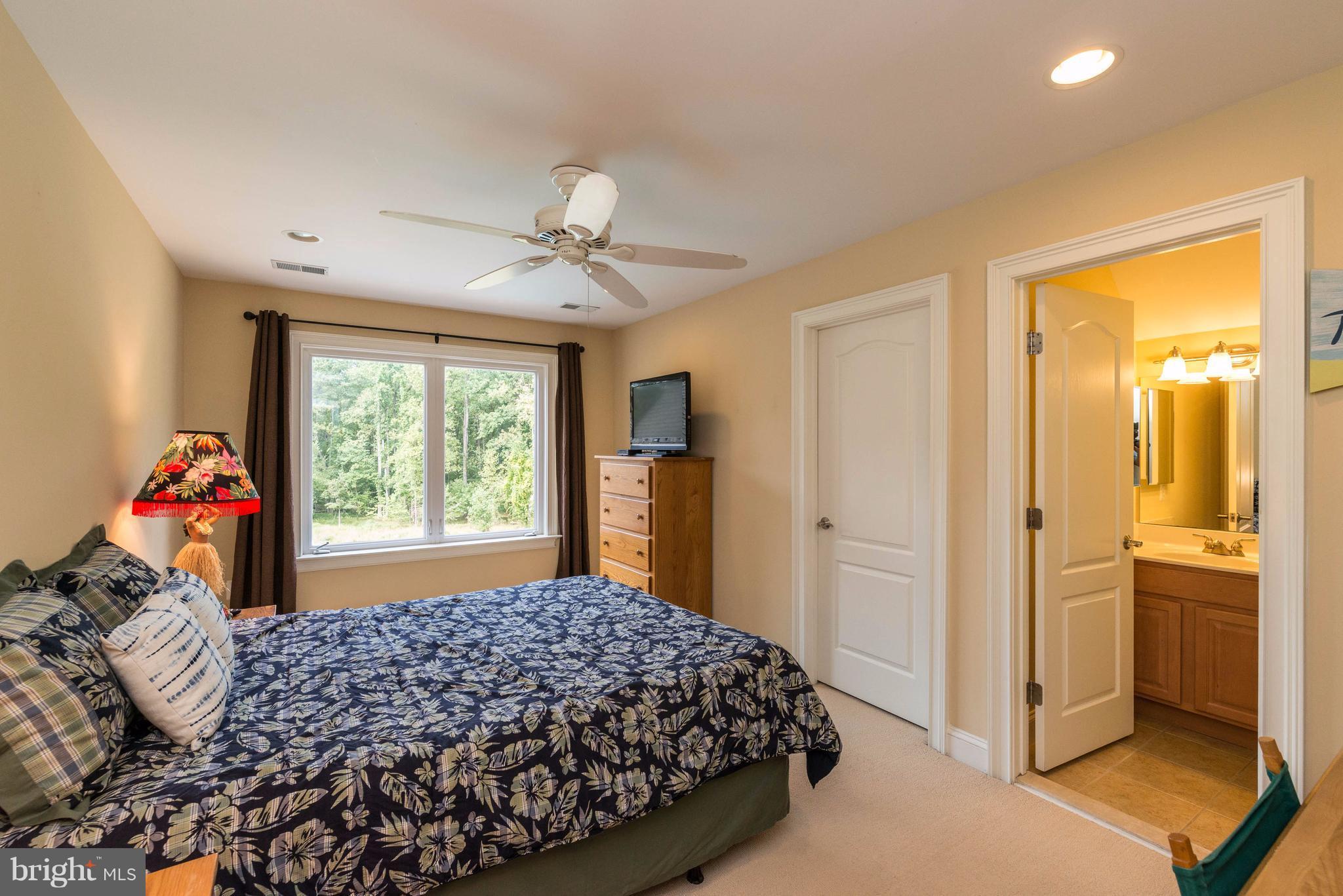 11810 Frederick Road Ellicott City, MD 21042 - Photo 27 of 30 Bedroom