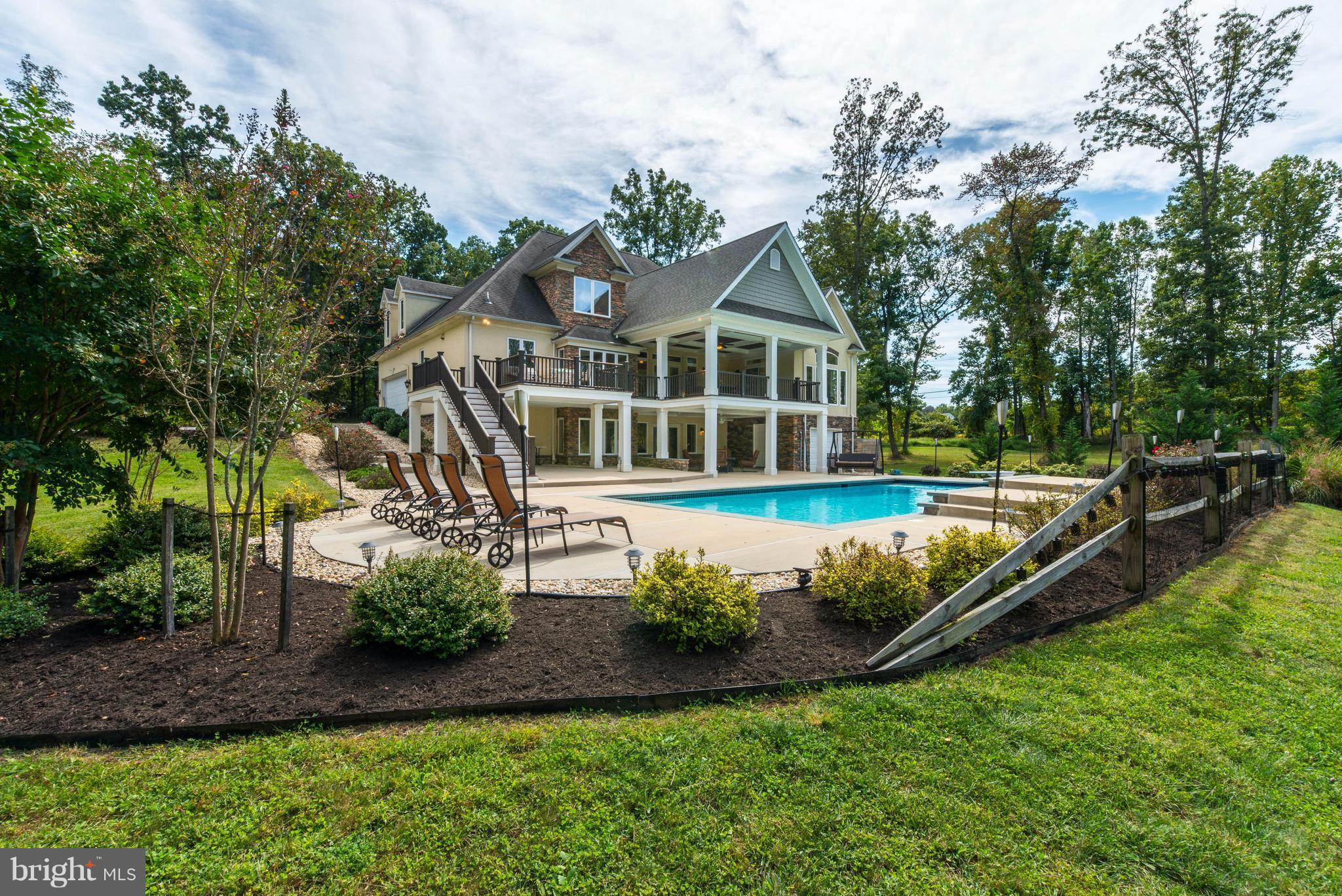 11810 Frederick Road Ellicott City, MD 21042 - Photo 30 of 30 Exterior and Pool