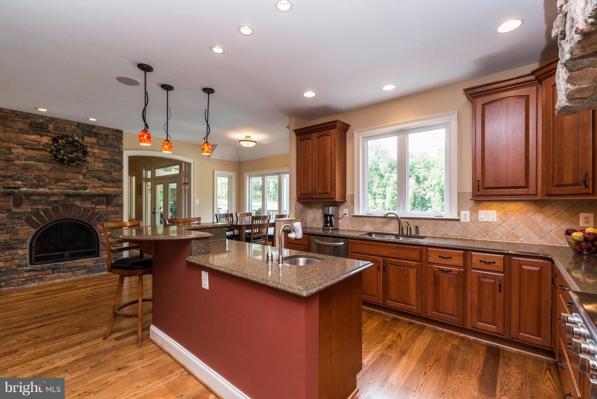 11810 Frederick Road Ellicott City, MD 21042 - Photo 10 of 30 Kitchen