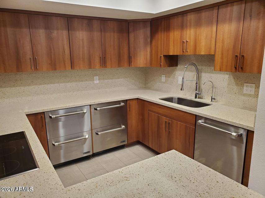4200 North Miller Road, Unit 405 Scottsdale, AZ 85251 - Photo 6 of 12 Kitchen