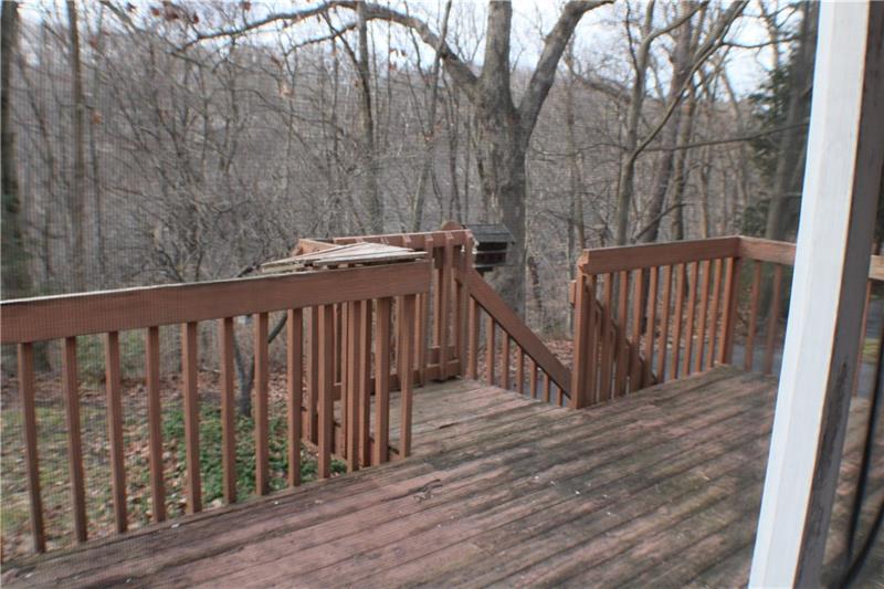 138 Tory Road Coraopolis, PA 15108 - Photo 5 of 19 Gallery Image 5